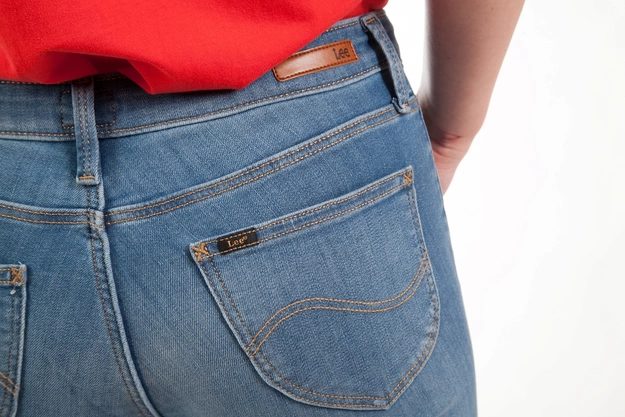 LEE SCARLETT DAMSKIE SPODNIE JEANSOWE LIGHT USED L526SIVF 112111917