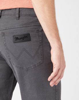 WRANGLER TEXAS MĘSKIE SPODNIE JEANSOWE SMOKE W121Y6XRE 112145777