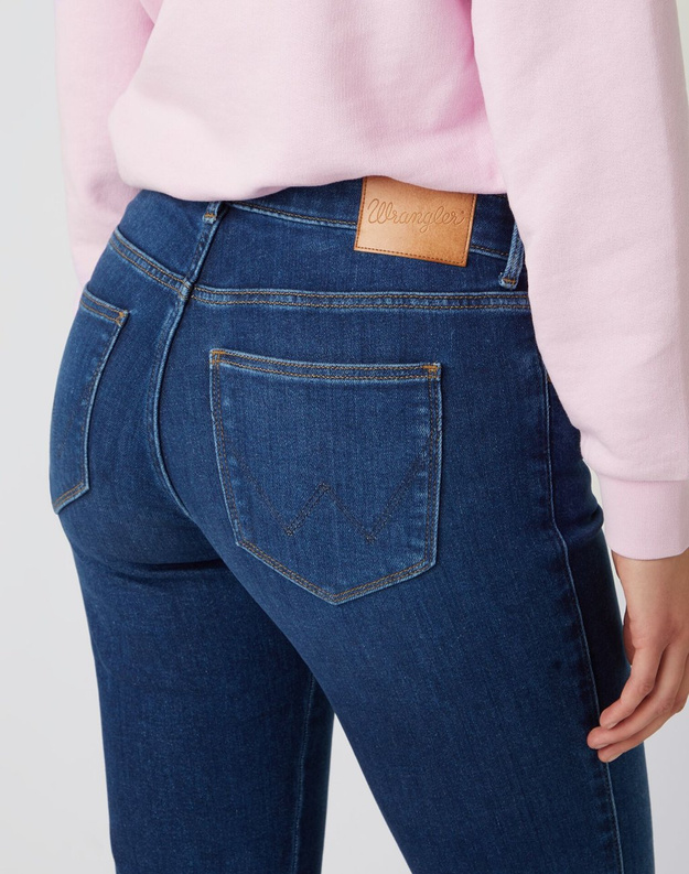 WRANGLER SLIM DAMSKIE SPODNIE JEANSOWE AUTHENTIC LOVE 28 W28LZM23Z 112141298