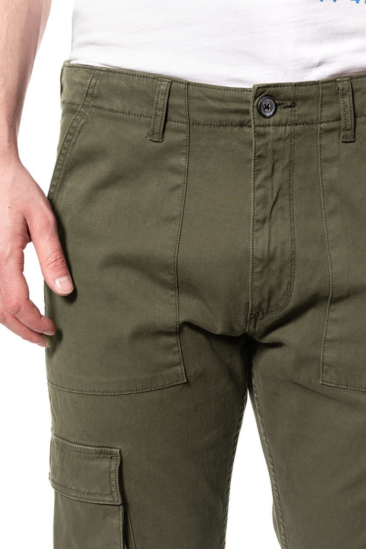 WRANGLER SPODNIE MĘSKIE CARGO IVY GREEN W15EA4XIX 112126802