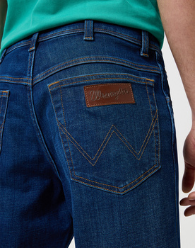 WRANGLER MĘSKIE SPODENKI JEANSOWE WRANGLER TEXAS SHORTS VINTAGE STORM 112362313