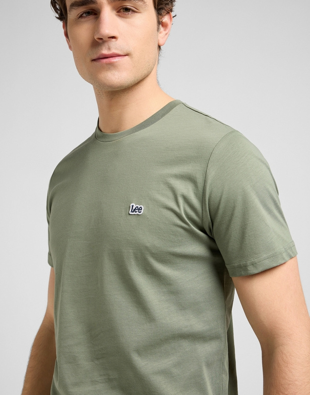 MESKA KOSZULKA  LEE SS PATCH LOGO TEE OLIVE STONE 112370497