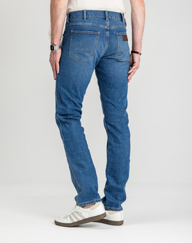 MESKIE SPODNIE  WRANGLER GREENSBORO OAKWOOD BLUE 112371374