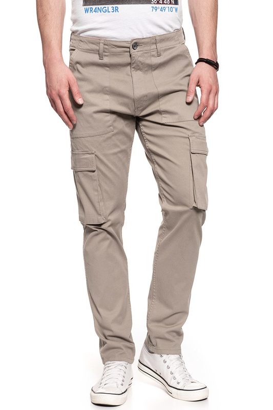 WRANGLER SPODNIE MĘSKIE CARGO PANTS BEIGE W15EA4XBB 112126801
