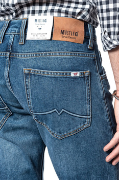 SPODNIE MĘSKIE MUSTANG Chicago Tapered DENIM BLUE 1008742 5000 803