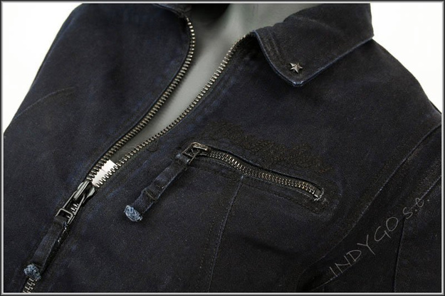 DAMSKA KURTKA JEANSOWA WRANGLER ADVANCED FLAT JACKET W440QC072      $    