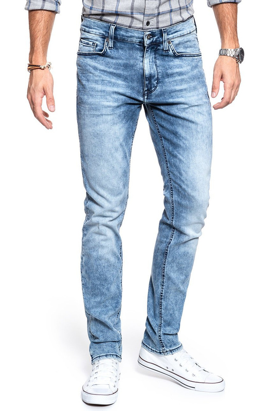 SPODNIE MĘSKIE MUSTANG Jeans Vegas Slim Fit  Light Used Blue 1008321 5000 435