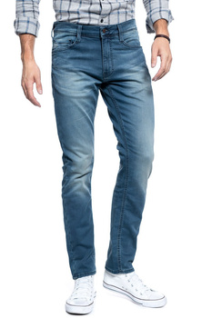 MĘSKI SPODNIE JEANSOWE MUSTANG OREGON TAPERED K 1010854 5000 884