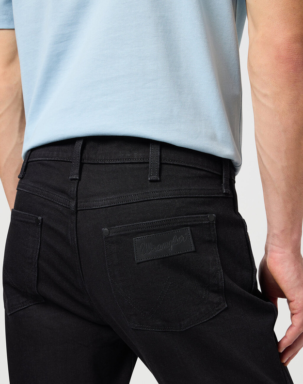 WRANGLER LARSTON MĘSKIE SPODNIE JEANSOWE JEASY DŻINSY ATMOSPHERE 112341423 W18S29326