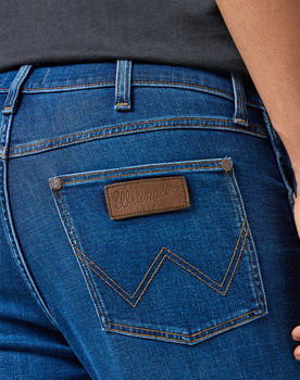 WRANGLER MĘSKIE SPODNIE JEANSOWE LARSTON INDIGO WAVES 112356817 W18S008808