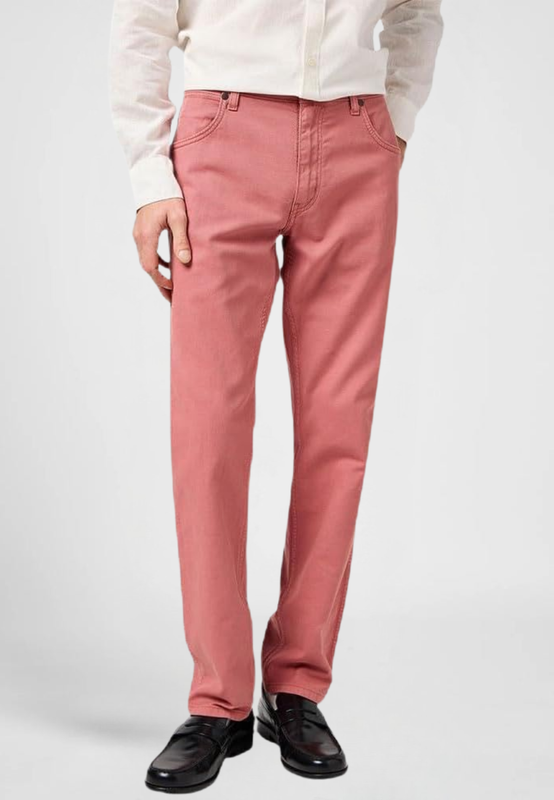 MESKIE SPODNIE WRANGLER GREENSBORO DESERT ROSE 112362445