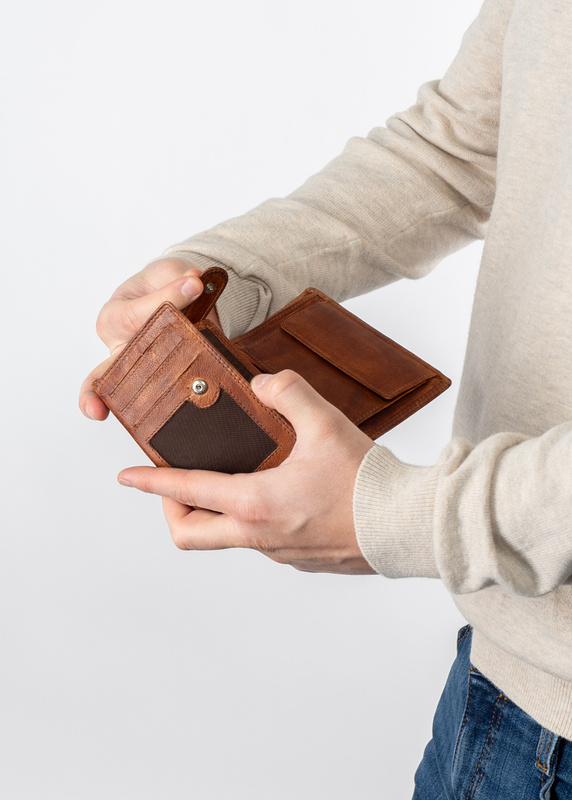 MUSTANG Denimo High Wallet Side Opening UNIWERSALNY SKÓRZANY PORTFEL POJEMNY NA KARTY RFID