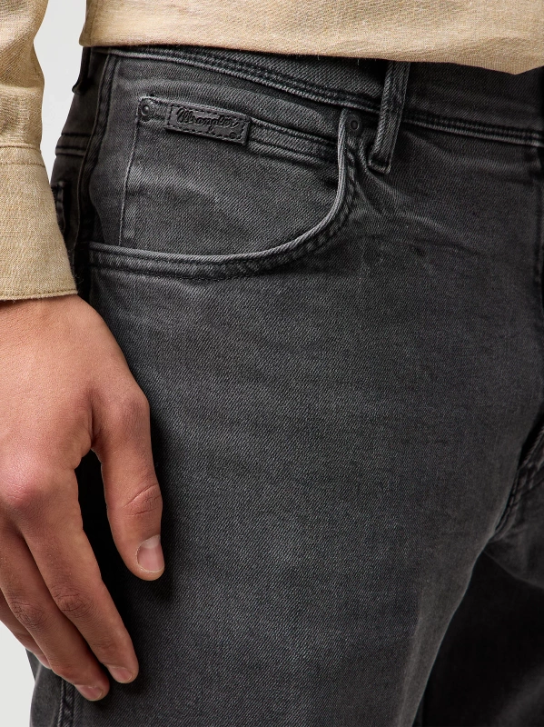 WRANGLER MĘSKIE SPODNIE JEANSOWE WRANGLER TEXAS WHISPERED WASH 112362477