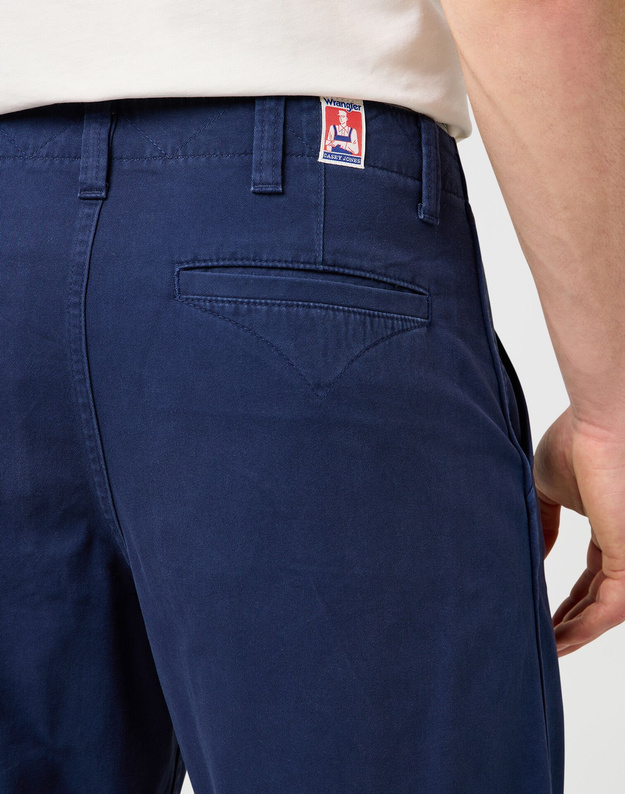 MESKIE SPODNIE MATERIALOWE WRANGLER RELAXED CHINO NAVY 112373190