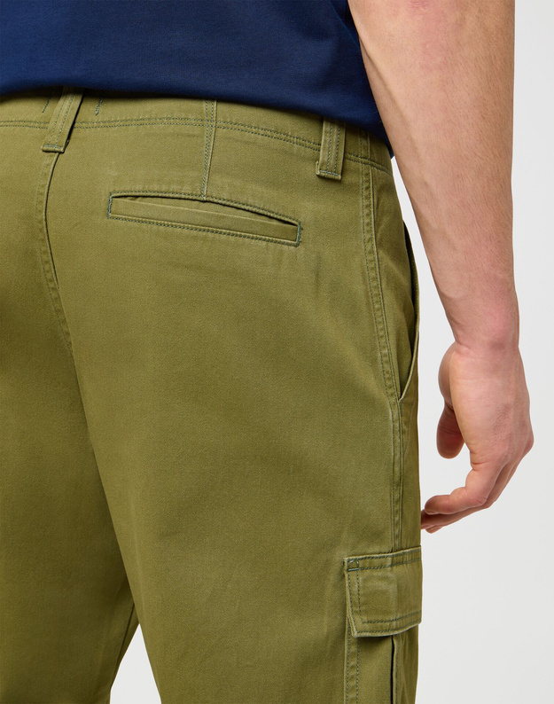 MESKIE SPODNIE WRANGLER REGULAR CARGO CAPULET OLIVE 112373197