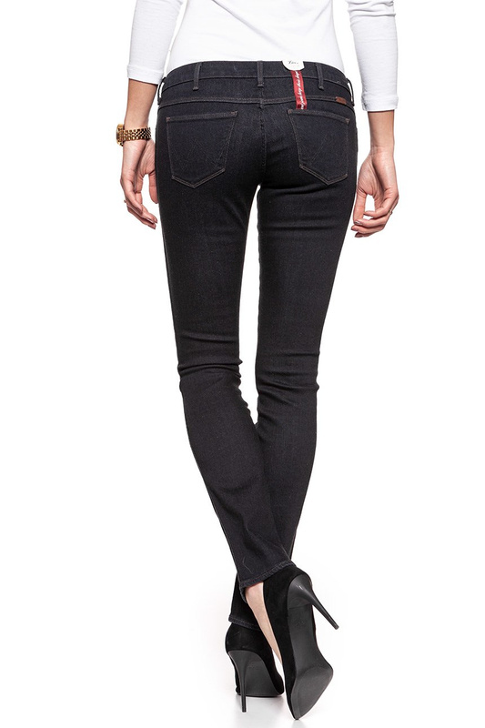 WRANGLER MOLLY STRAIGHT BLACK W26F-LI-55G