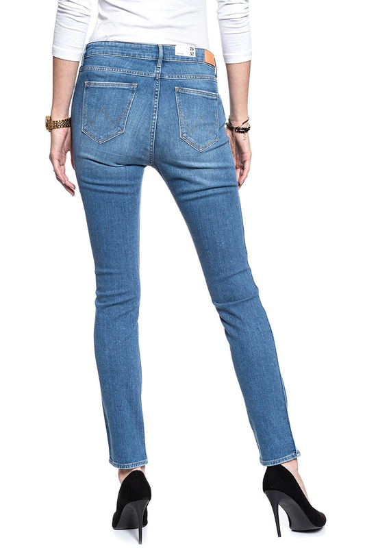WRANGLER BOYFRIEND SOFT WORN W27MGR12P 112128169