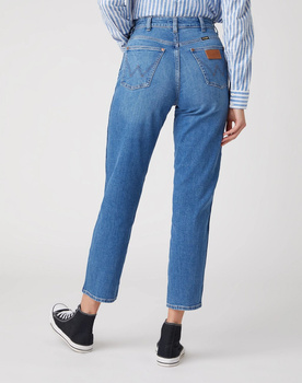 SPODNIE DAMSKIE WRANGLER MOM JEANS SUMMER HAZE W246C427G 112127936