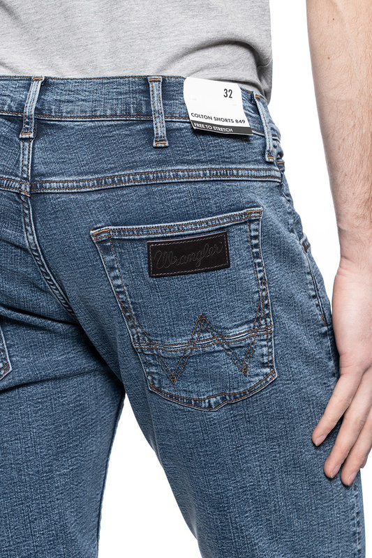 WRANGLER SPODNIE MĘSKIE COLTON SHORTS SLING SHOT W15VJP251 112127167