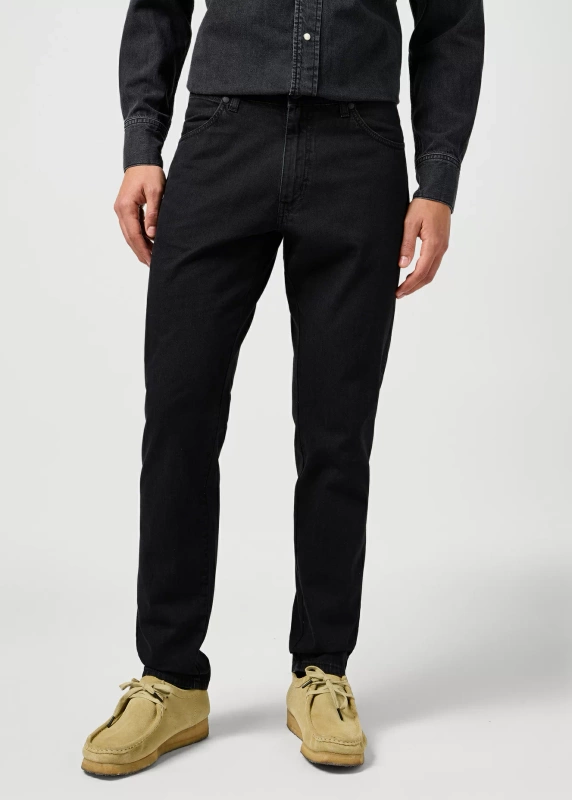 WRANGLER MĘSKIE SPODNIE JEANSOWE WRANGLER RIVER RINSE BLACK 112362409