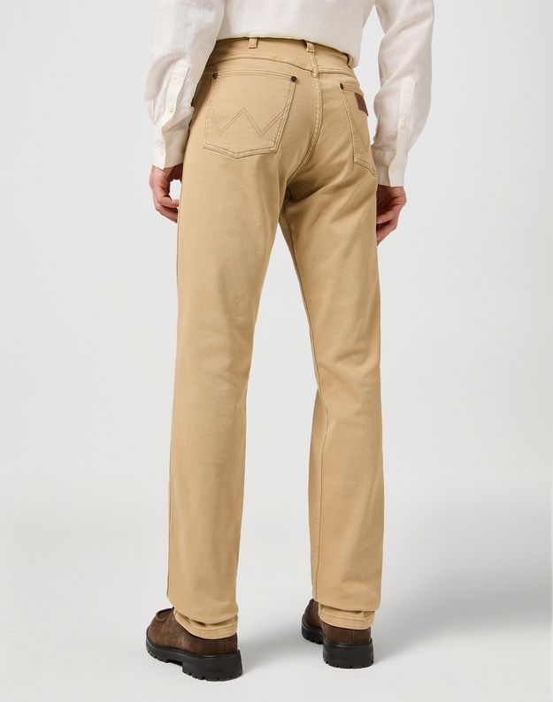 MESKIE SPODNIE WRANGLER GREENSBORO RUSTIC RUSSET 112362436