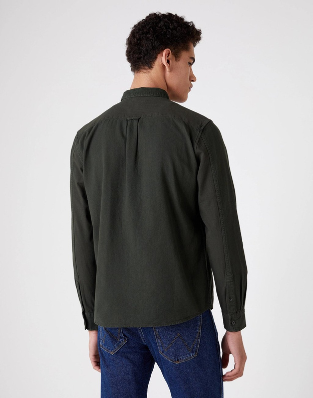 MĘSKA KOSZULA MATERIAŁOWA WRANGLER LS 2PKT FLAP SHIRT RIFLE GREEN W5A5NLG13 112130069