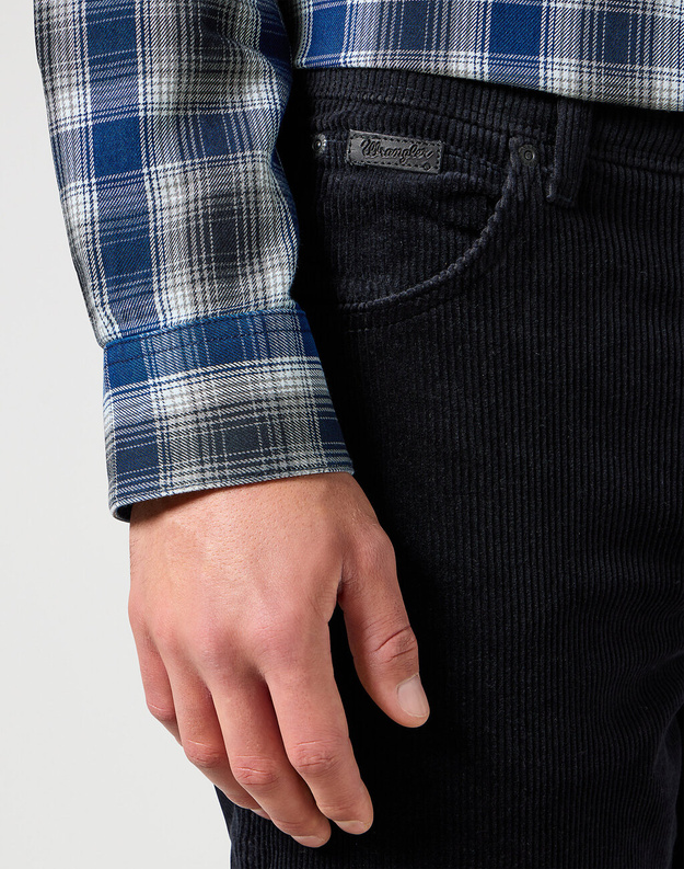 WRANGLER TEXAS MĘSKIE SPODNIE SZTRUKSOWE BLACK 112356789 W121016329