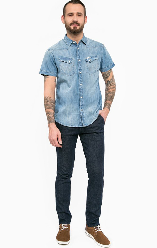 WRANGLER S/S HERITAGE WESTERN MĘSKA KOSZULA KRÓTKI RĘKAW JEANSOWA LIGHT INDIGO W58737PTE