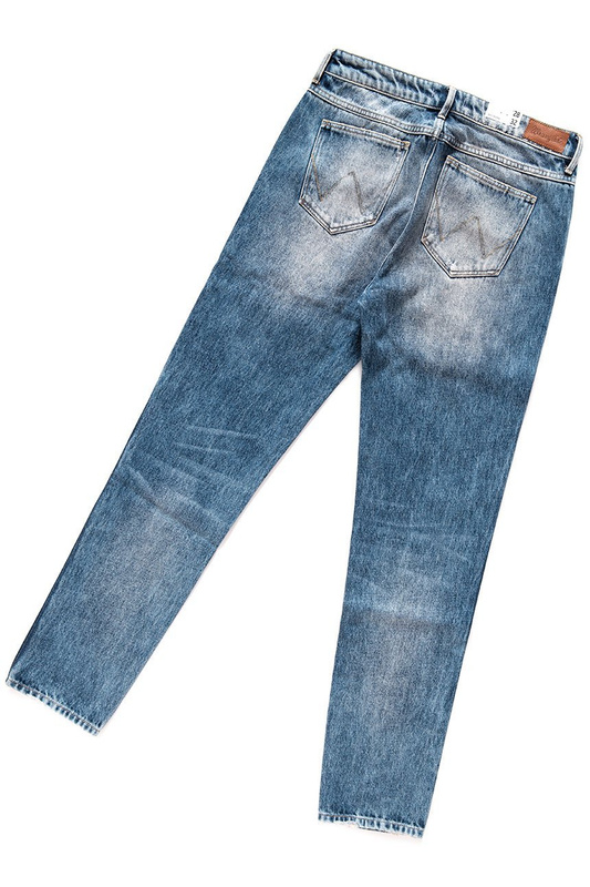 WRANGLER BOYFRIEND VINTAGE WORN W27M7995Z SAMPLE 112128160