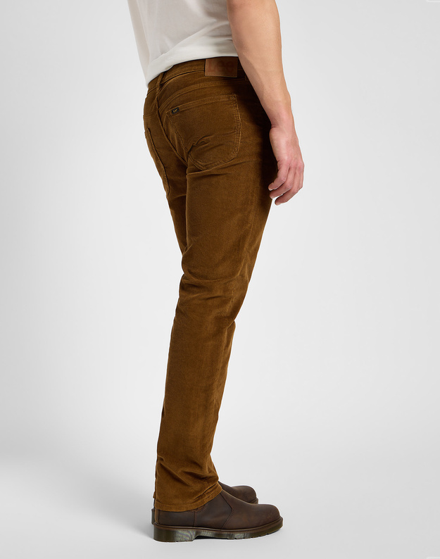 LEE MĘSKIE SPODNIE SZTRUKSOWE DAREN ZIP FLY BUFFALO 112355814 L707008538
