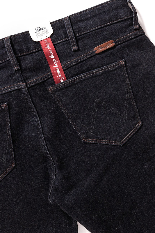 WRANGLER MOLLY STRAIGHT BLACK W26F-LI-55G