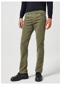 WRANGLER GREENSBORO MĘSKIE SPODNIE MATERIAŁOWE SZTRUKSOWE SZTRUKS DUSTY OLIVE 112356861 W15Q018011