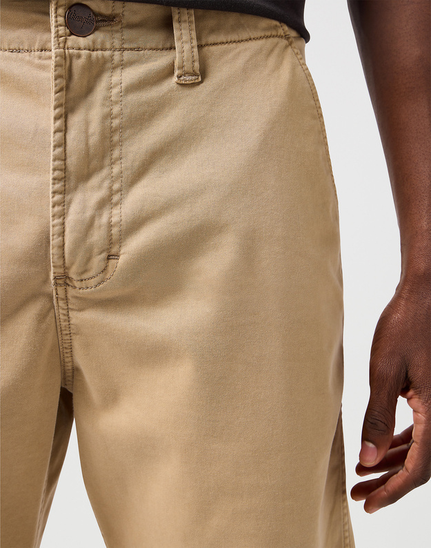 MESKIE SPODENKI WRANGLER CHINO SHORT PLAZA TAUPE 112362349