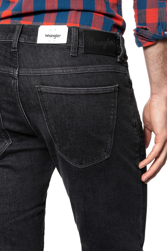 WRANGLER SPODNIE MĘSKIE LARSTON SOFT BLACK W18ST450Y 112127638