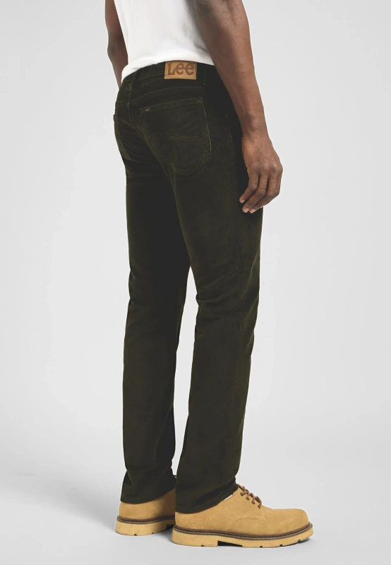 MESKIE SPODNIE SZTRUKSOWE LEE RIDER OLIVE NIGHT 112370641