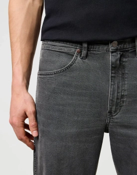 Męskie Spodnie Jeansowe Wrangler Loose Straight Sandstorm 112371017