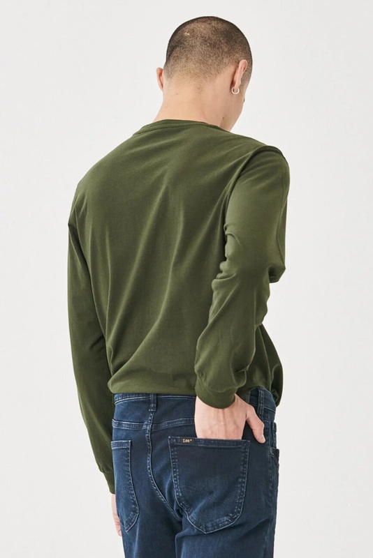 LEE LS PATCH LOGO TEE MĘSKI LONGSLEEVE WASHED BLACK L60RFQON 112140342
