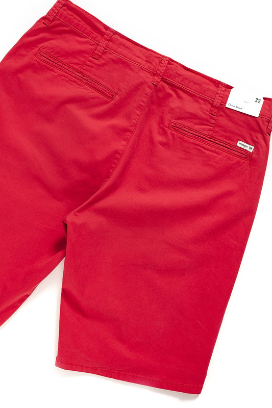 KRÓTKIE SPODENKI WRANGLER CHINO SHORT SCARLET RED W14AMM14A 112126566