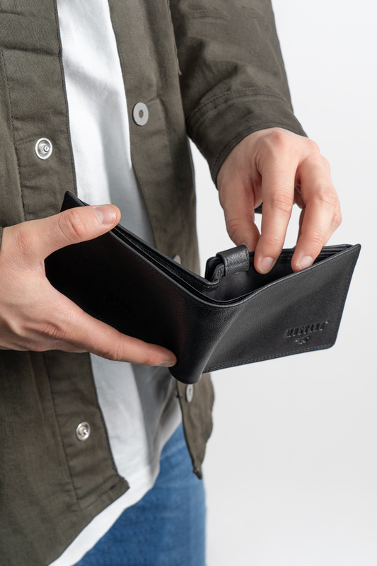 ZESTAW PREZENTOWY MUSTANG - SKÓRZANY PORTFEL I PASEK MĘSKI BLACK