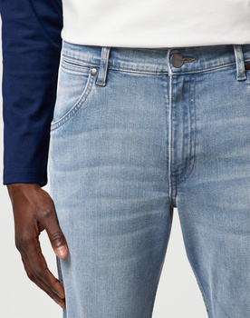 MESKIE SPODNIE WRANGLER GREENSBORO GREY LIGHT 112370850