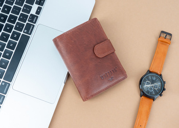 MUSTANG Denimo High Wallet Side Opening With Button SKÓRZANY PORTFEL POJEMNY NA KARTY PREMIUM