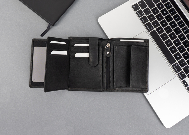 MUSTANG DENIMO HIGH WALLET MĘSKI PORTFEL SKÓRZANY NA KARTY POJEMNY BLACK RFID