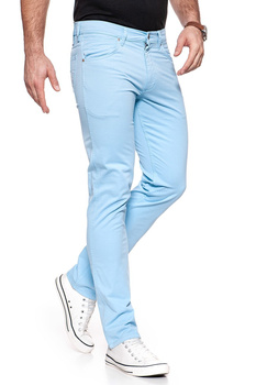 WRANGLER SPODNIE MĘSKIE GREENSBORO LIGHT BLUE W15QRU25N 112127056