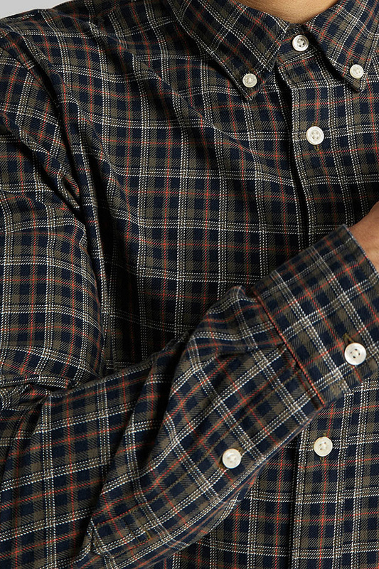 LEE BUTTON DOWN MĘSKA KOSZULA REGULAR FIT OLIVE GREEN L880RMNX 112123419