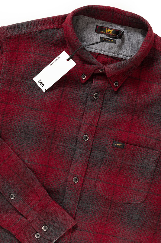 KOSZULA LEE BUTTON DOWN RHUBARB RED L880ZGGB 112123524
