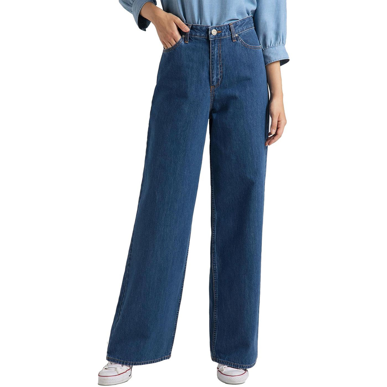 ファッションシーンで話題のこれから流行るブランド12選 SPODNIE DAMSKIE FLARE LINE A LEE JEANSOWE JET MID JEANSY パンツ