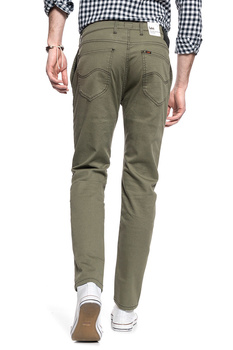 LEE AUSTIN MĘSKIE SPODNIE MATERIAŁOWE LICHEN GREEN L71BLE82 112119536