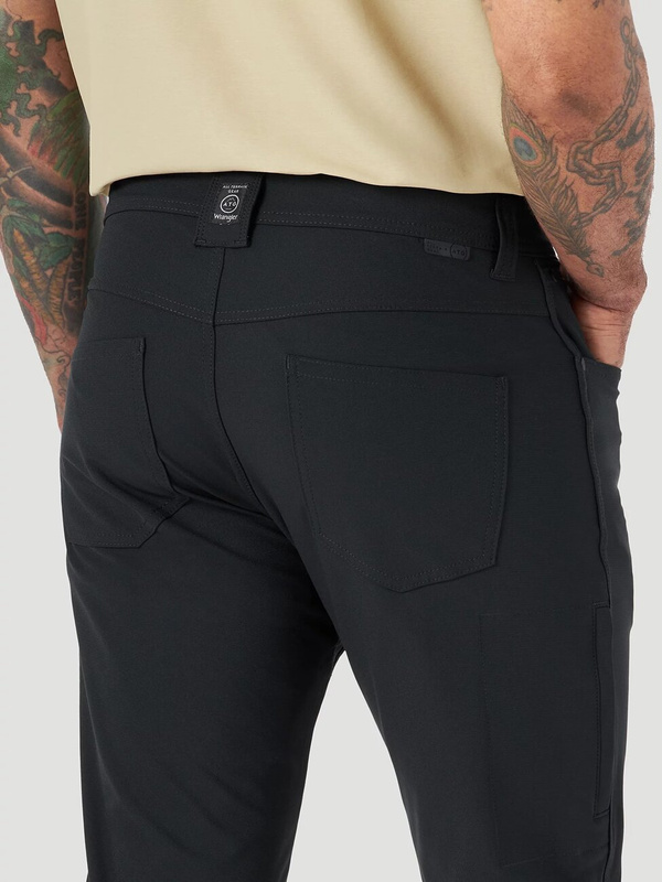 WRANGLER FWDS 5 POCKET ATG MĘSKIE SPODNIE MATERIAŁOWE PANT BLACK WA1P57100 112144844