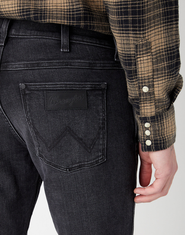 WRANGLER MESKIE SPODNIE JEANSOWE JEANSY GREENSBORO THUNDER W15Q29239