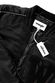 KURTKA ZIMOWA WRANGLER BERNIE BASEBALL BLACK W4703W201 112128982
